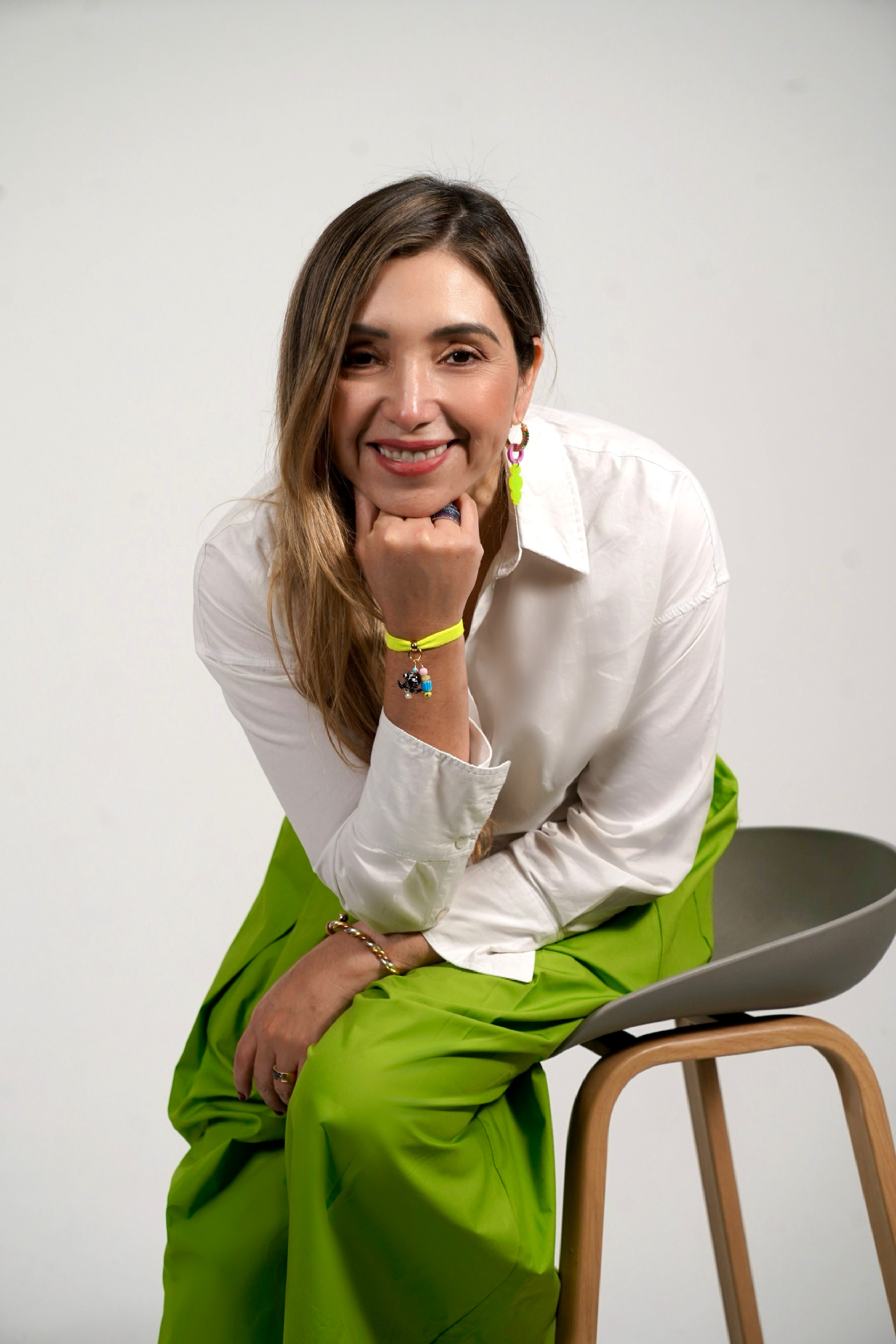 Isabela Owl - Hipnoterapeuta Certificada